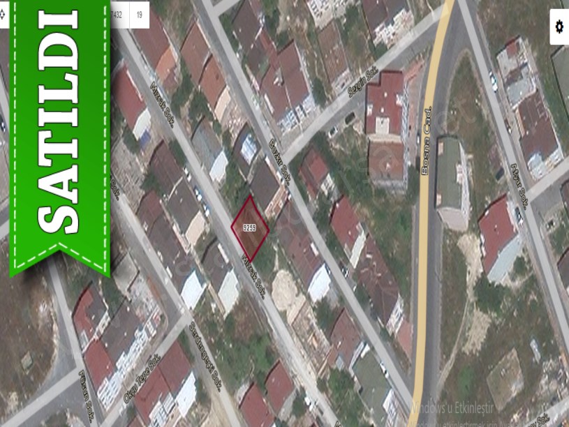 Arnavutköy İslambeyde Satılık Arsa , 135 M2 İmarlı Müstakil