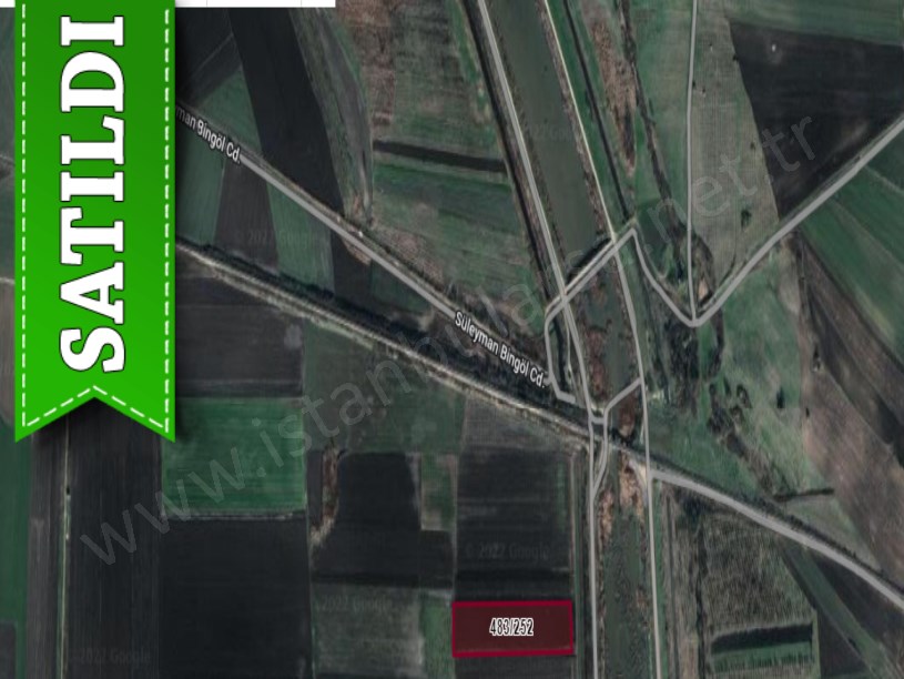 Çatalca Ferhatpaşada Satılık Arsa , 283 m2 Yolu Var 