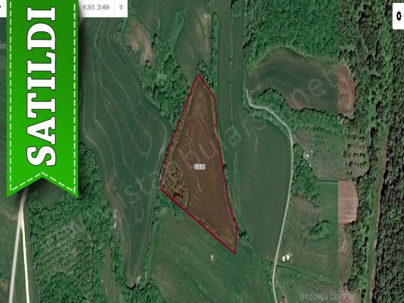 Çatalca Dağyenicede Satılık  Arsa , 702 M2 Yolu Var Hisseli 