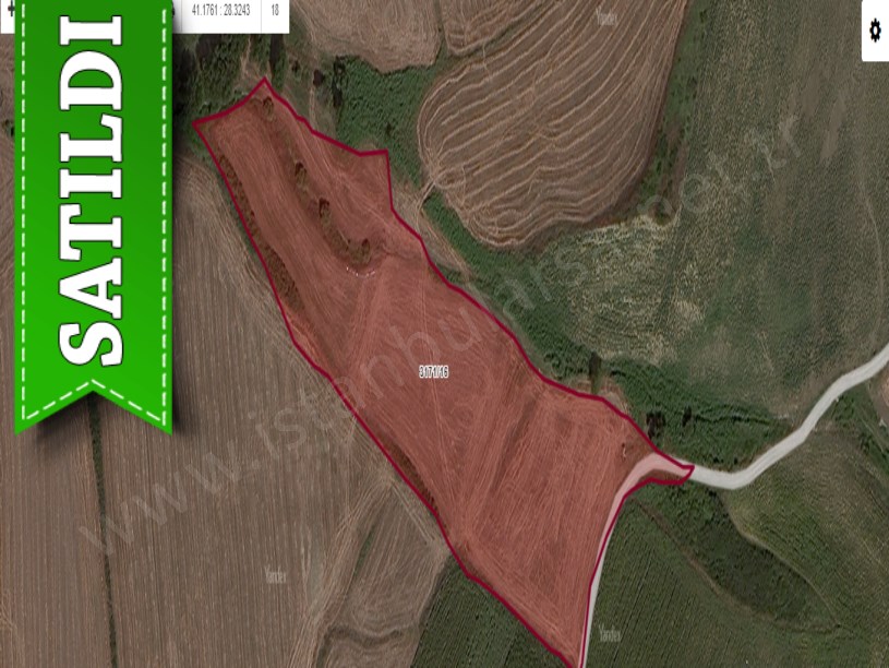 Silivri Akörende Satılık Arsa ,1,951 m2 Yola Cephe Hisseli 