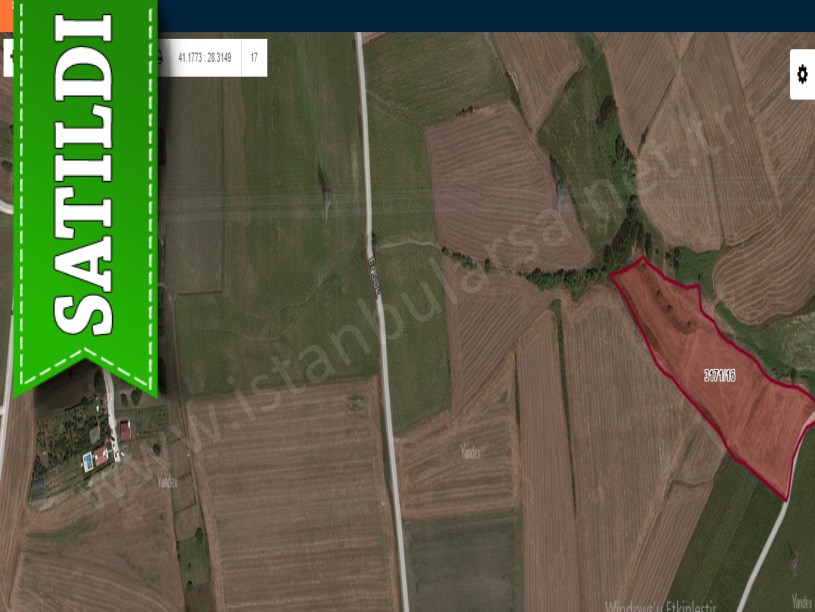 Silivri Akörende Satılık Arsa ,1,951 m2 Yola Cephe Hisseli 