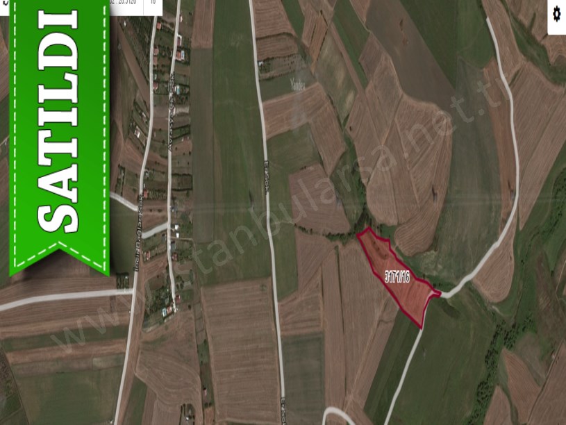 Silivri Akörende Satılık Arsa ,1,951 m2 Yola Cephe Hisseli 