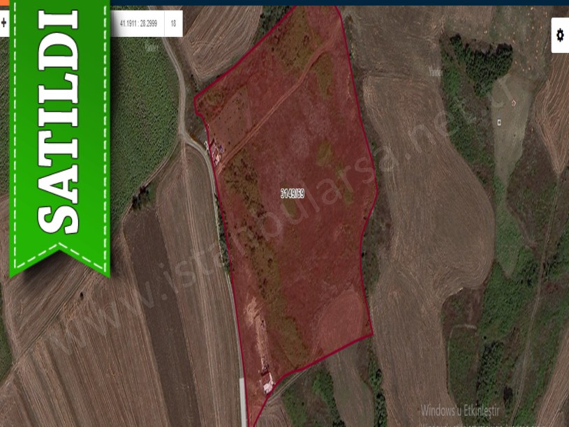 Silivri Akörende Satılık Arsa , 447 m2 Yolu Var Evlerin Yakını