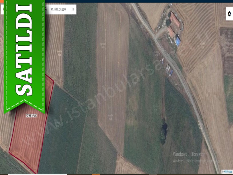 Silivri Fenerköyde Satılık Arsa , 1,212 M2 Çaplı Yolu Var