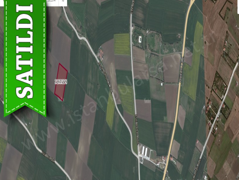 Silivri Fenerköyde Satılık Arsa , 1,212 M2 Çaplı Yolu Var