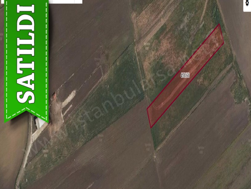 Çatalca Ferhatpaşada Satılık Arsa , 500 M2 Yolu Var Hisseli