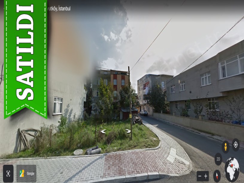 Arnavutköy Taşolukta Satılık Arsa , 300 m2 Köşe Başı Çift Dairelik Cadde Cephe