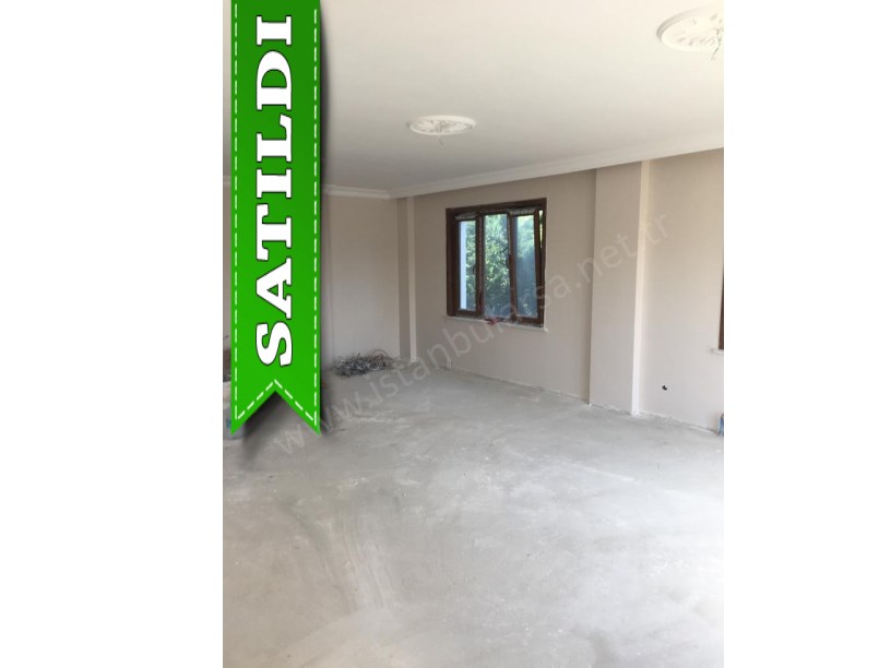 Çatalca İzzettinde Satılık Villa , 9+2 Odalı 3 Katlı Müstakil 