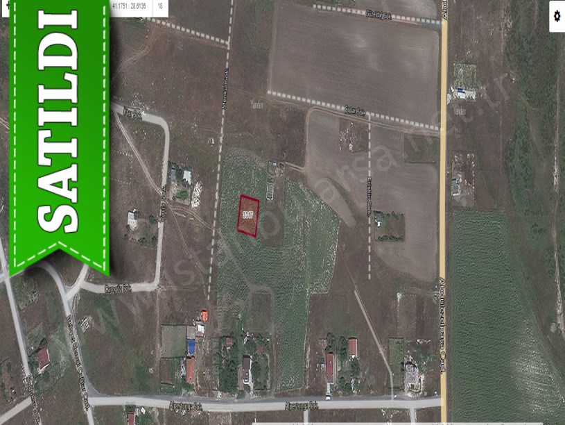 Arnavutköy Hadımköyde Satılık Arsa , 420 M2 Müstakil Caddeye Yakın