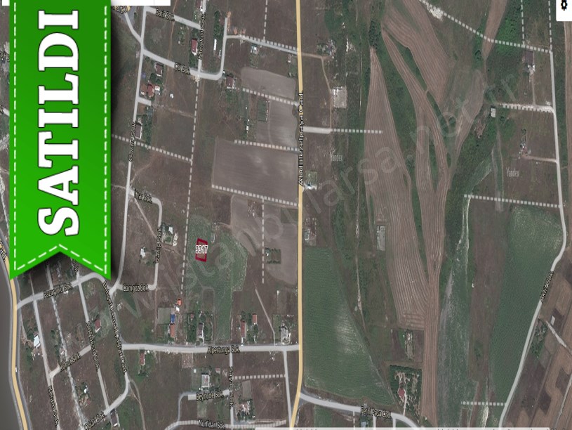 Arnavutköy Hadımköyde Satılık Arsa , 420 M2 Müstakil Caddeye Yakın