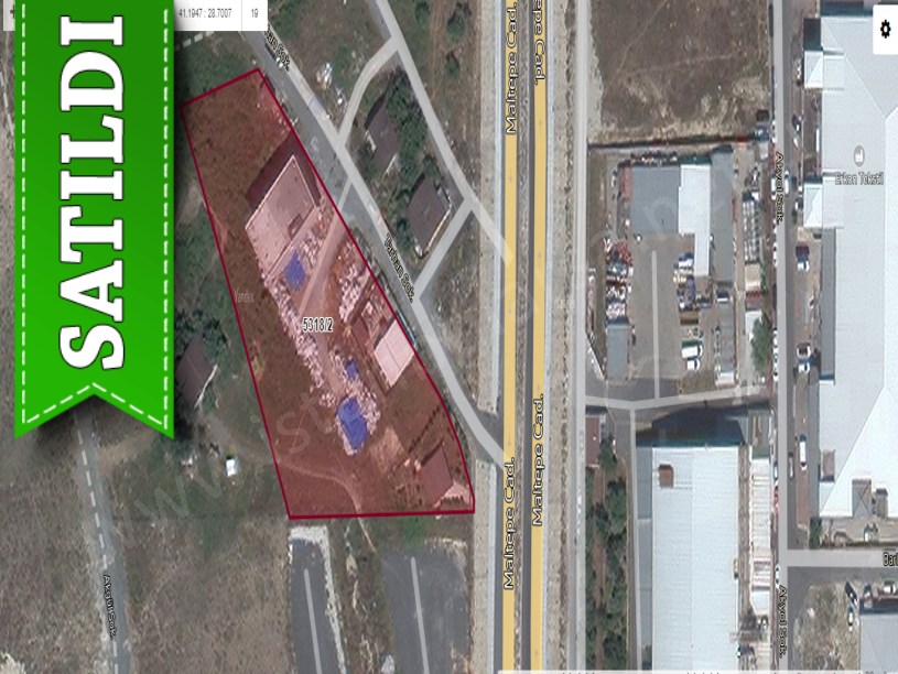 Arnavutköy Haraççı,da Satılık Arsa , 163 m2 Maltepe Caddesine Cephe 