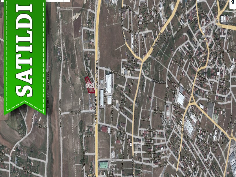Arnavutköy Haraççı,da Satılık Arsa , 163 m2 Maltepe Caddesine Cephe 
