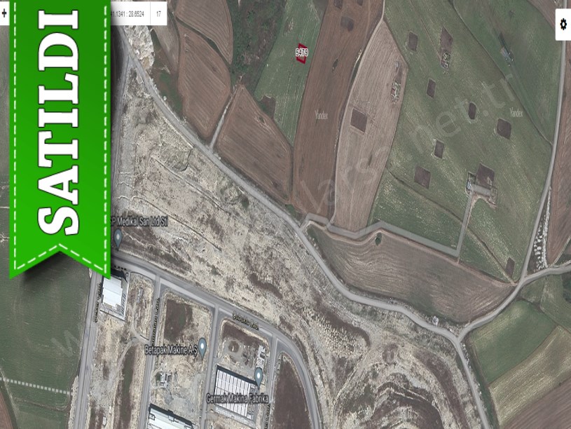 Arnavutköy Sazlıbosnada Satılık Arsa , 272 m2 Müstakil Yolu Var
