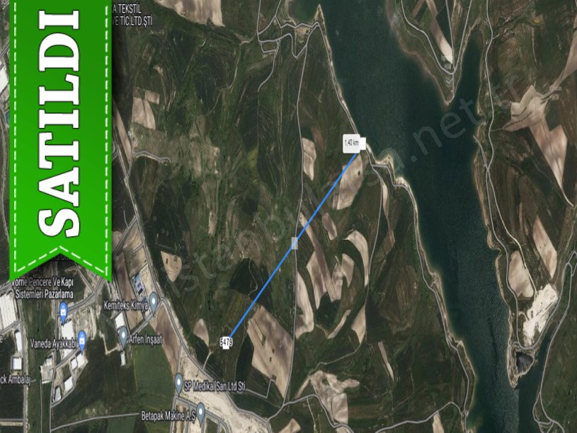 Arnavutköy Sazlıbosnada Satılık Arsa , 272 m2 Müstakil Yolu Var