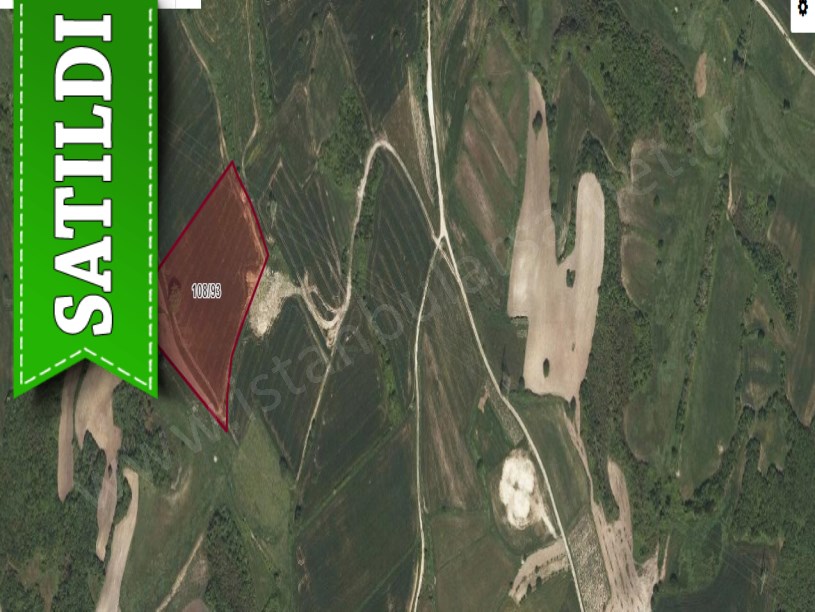 Çatalca Yazlıkköyde Satılık Arsa , 1,740 m2 Yolu Var Hisseli