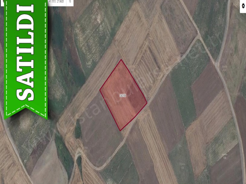 Silivri Değirmenköyde Satılık Arsa , 147 M2 Yolu Var Hisseli