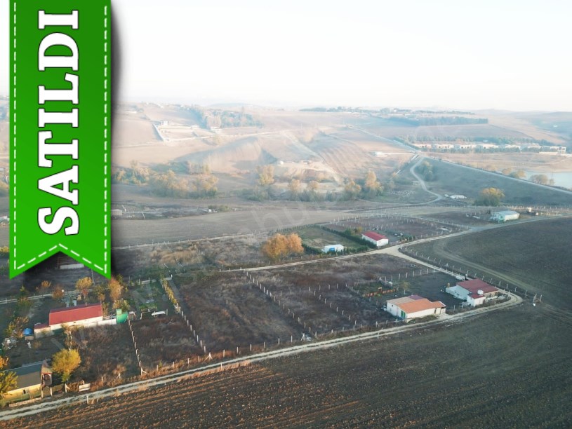 Çatalca Ovayenicede Satılık Arsa , 400 m2 Çaplı Evlerin Yakını Yolu Var
