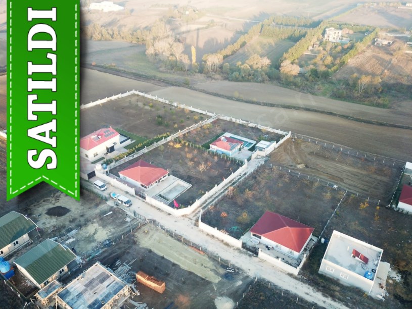 Çatalca Ovayenicede Satılık Arsa , 400 m2 Çaplı Evlerin Yakını Yolu Var
