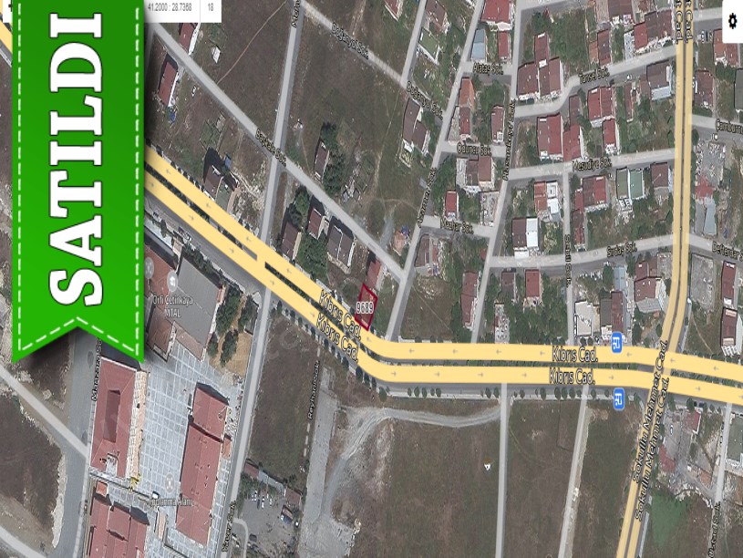 Arnavutköy Çardaktepede Satılık Arsa , 181 M2 Kıbrıs Caddesine Cephe 