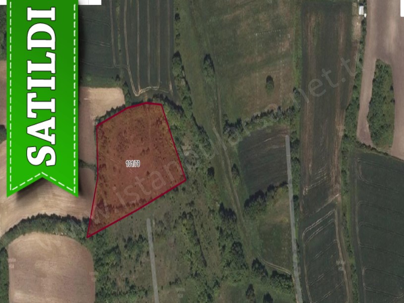 Arnavutköy Balabanda Satılık Arsa , 990 m2 Yolu var
