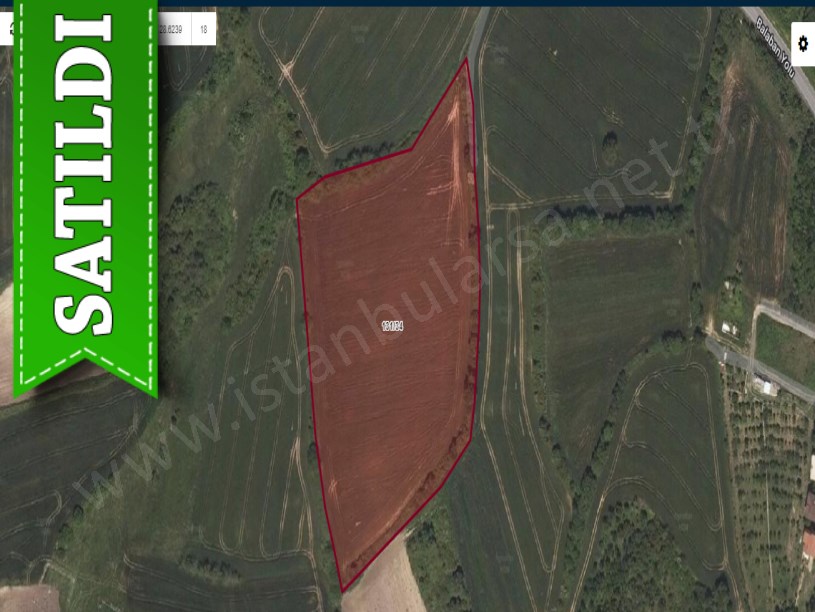 Arnavutköy Balabanda Satılık Arsa , 460 M2 Evlerin Yakını 