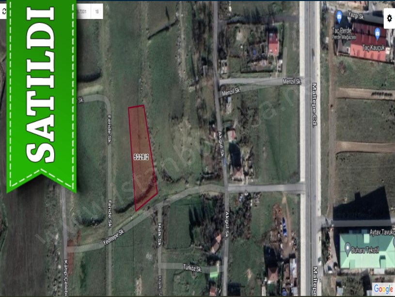 Arnavutköy Haraççı,da Satılık Arsa , 2,400 M2 Müstakil Caddeye Yakın