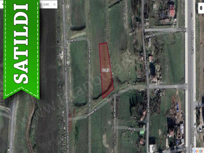 Arnavutköy Haraççı,da Satılık Arsa , 2,400 M2 Müstakil Caddeye Yakın