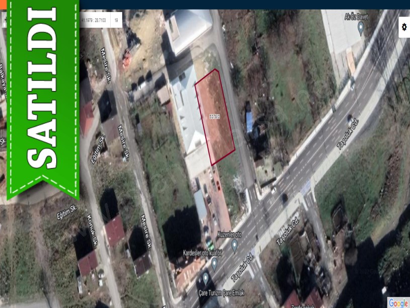 Arnavutköy Taşolukta Satılık Arsa , 700 M2 Müstakil 3 Kat İmarlı Caddeye Yakın