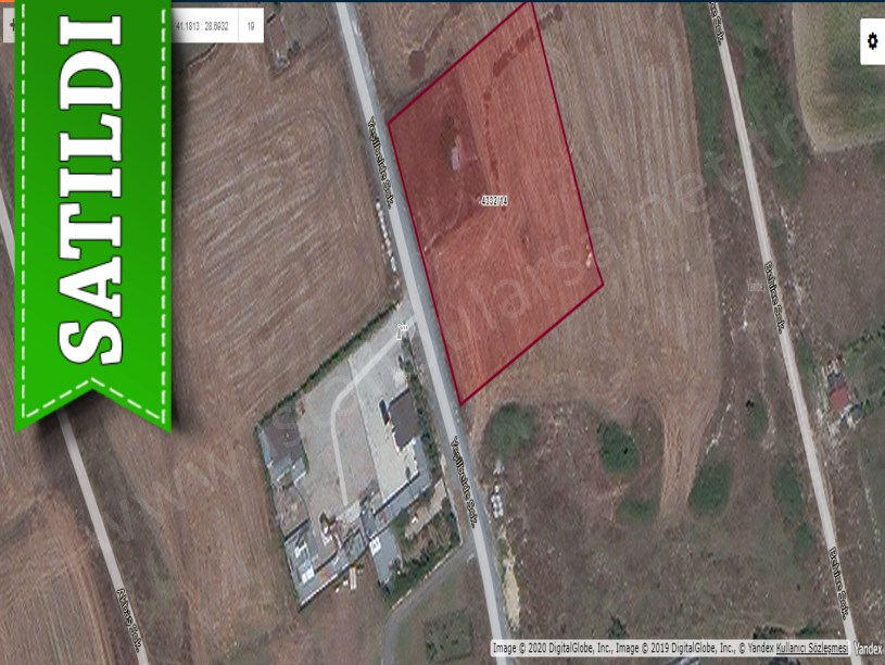 Arnavutköy Haraççı,da Satılık Arsa , 247 m2 Merkezde İmarlı 