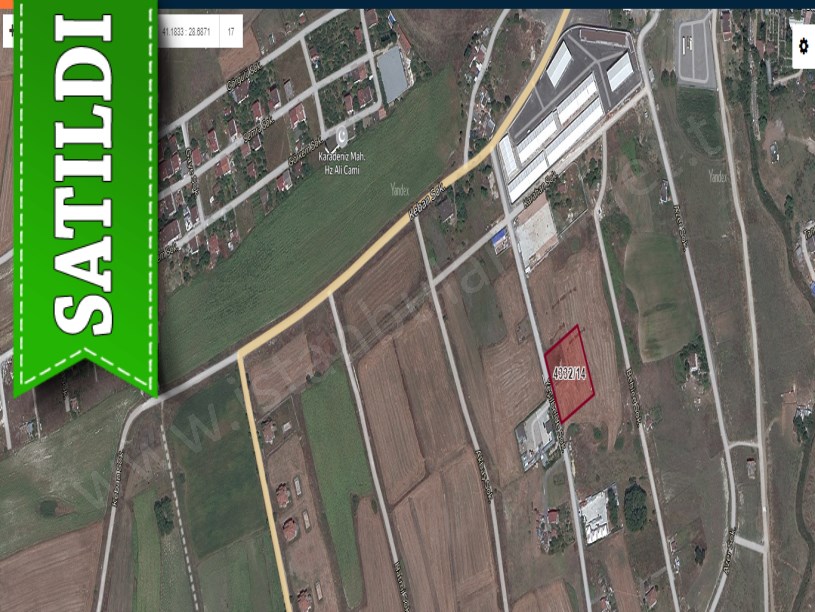 Arnavutköy Haraççı,da Satılık Arsa , 247 m2 Merkezde İmarlı 