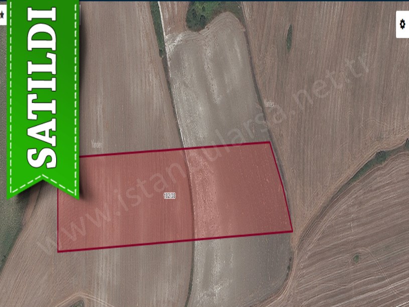 Arnavutköy Yassıörende Satılık Arsa , 640 M2 İmarlı Merkezde 