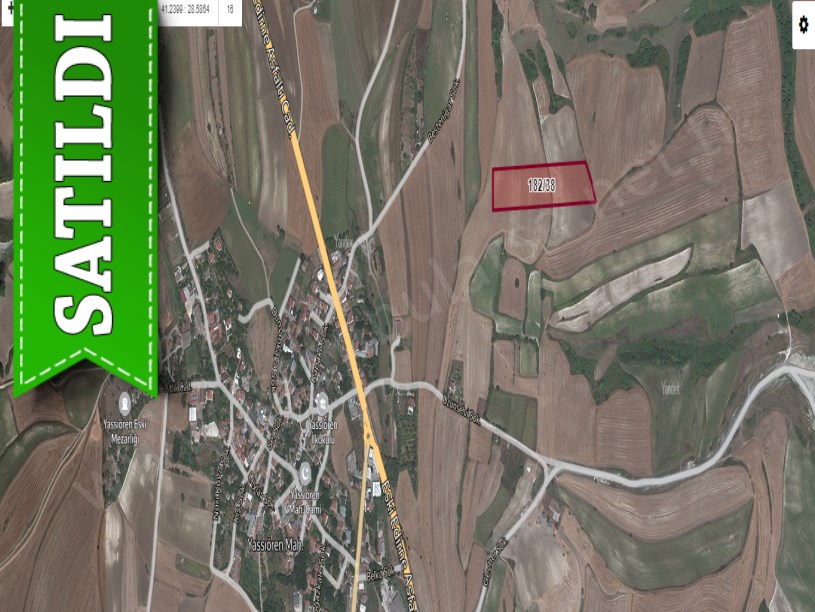 Arnavutköy Yassıörende Satılık Arsa , 640 M2 İmarlı Merkezde 