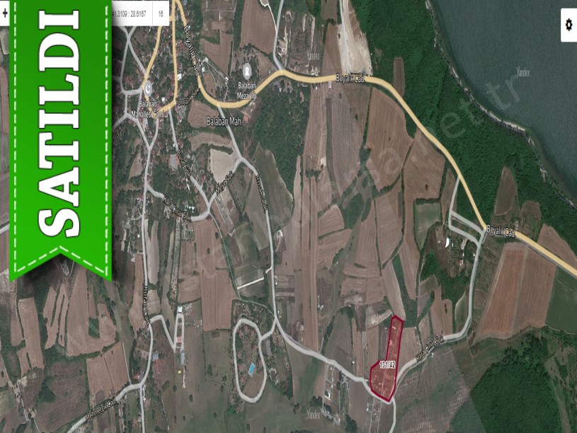 Arnavutköy Balabanda Satılık Arsa , 594 M2 Çevrili Yolu Var