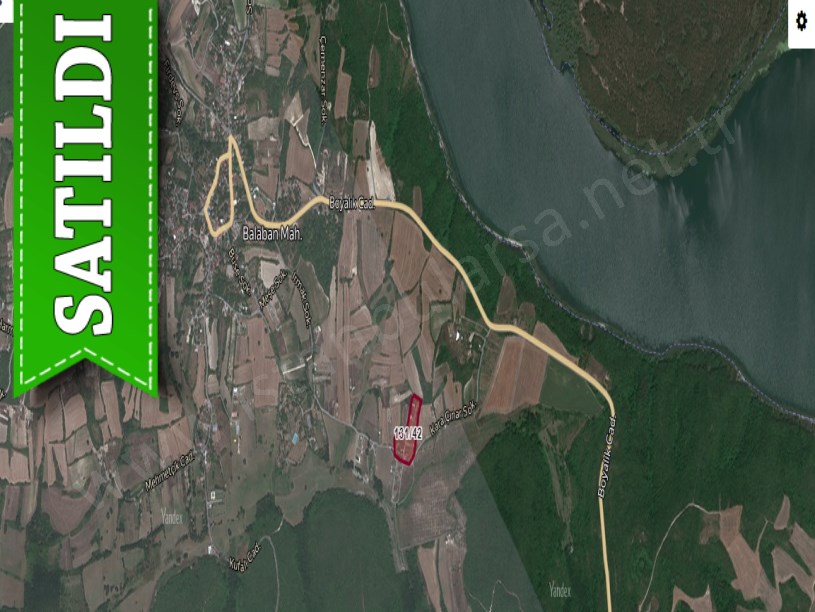 Arnavutköy Balabanda Satılık Arsa , 594 M2 Çevrili Yolu Var