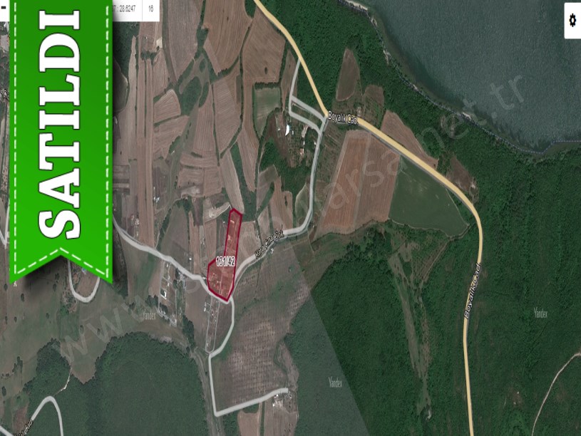 Arnavutköy Balabanda Satılık Arsa , 594 M2 Çevrili Yolu Var