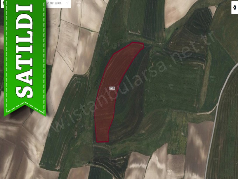 Arnavutköy Çilingirde Satılık Arsa , 197 M2 Hisseli Yolu Var Merkeze Yakın
