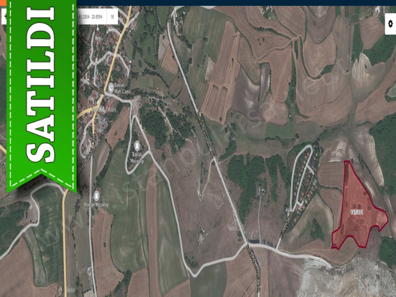 Arnavutköy Baklalıda Satılık Arsa , 224 m2 Yolu Var Evlerin Yakını 