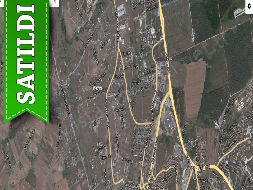 Arnavutköy Taşolukta Satılık Arsa , 118 M2  Caddeye Yakın Hisseli 