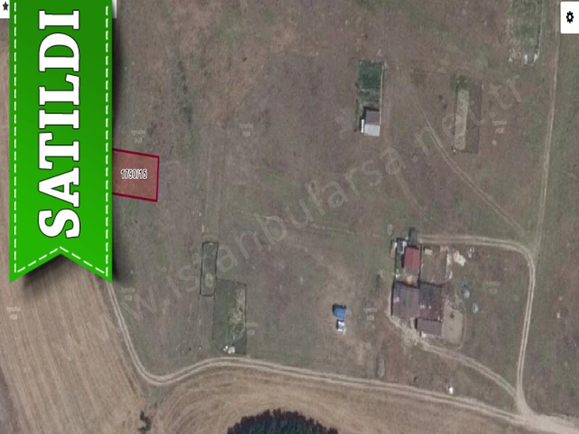 Tekirdağ  Kapaklıda Satılık Arsa , 251 M2 Yolu Var Evlerin Yakını