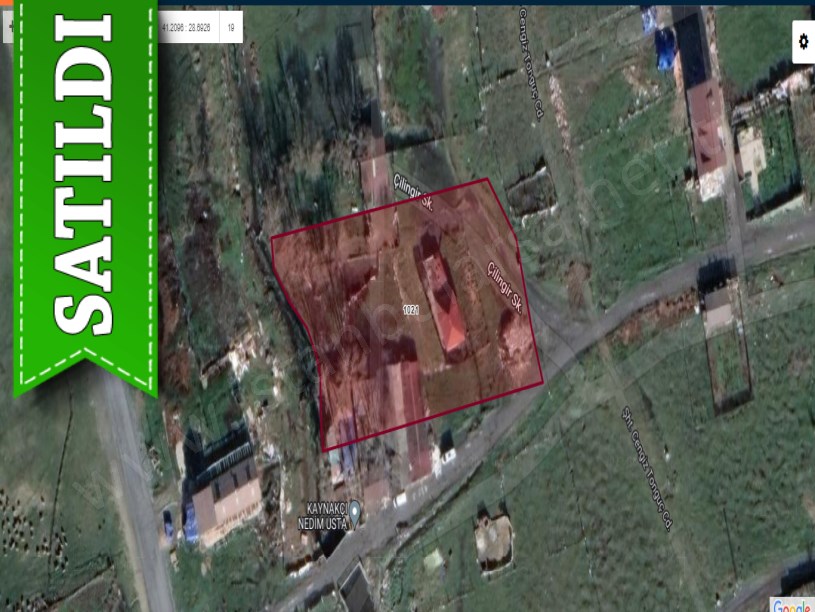 Arnavutköy Taşolukta Satılık Arsa , 160 m2 Yolu Var Merkezde