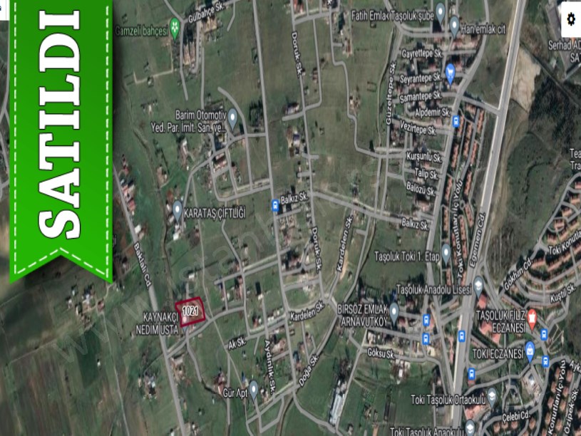 Arnavutköy Taşolukta Satılık Arsa , 160 m2 Yolu Var Merkezde