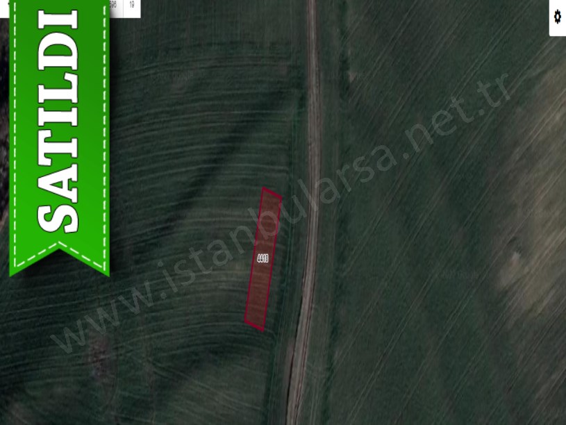 Arnavutköy Sazlıbosnada Satılık Arsa , 320 M2 Müstakil Yolu Var