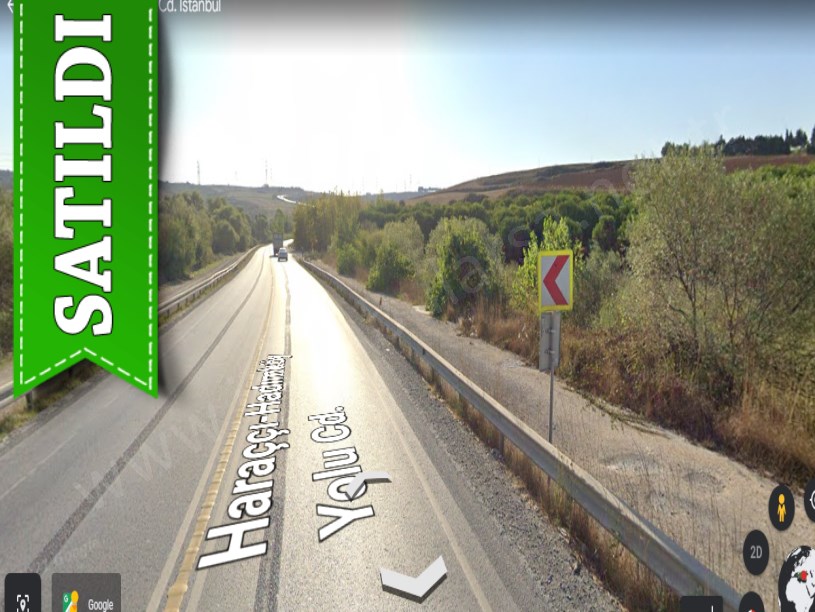 Arnavutköy Sazlıbosnada Satılık Arsa , 334 m2 Yolu Var Evlerin Yakını