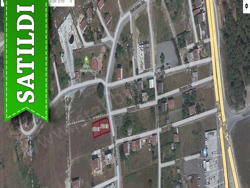 Arnavutköy Taşolukta Satılık Arsa ,  720 M2 Cadde Cephe Müstakil 
