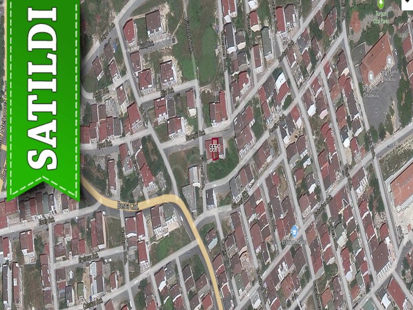 Arnavutköy İslambeyde Satılık Arsa , 120 M2 Müstakil Caddeye Yakın