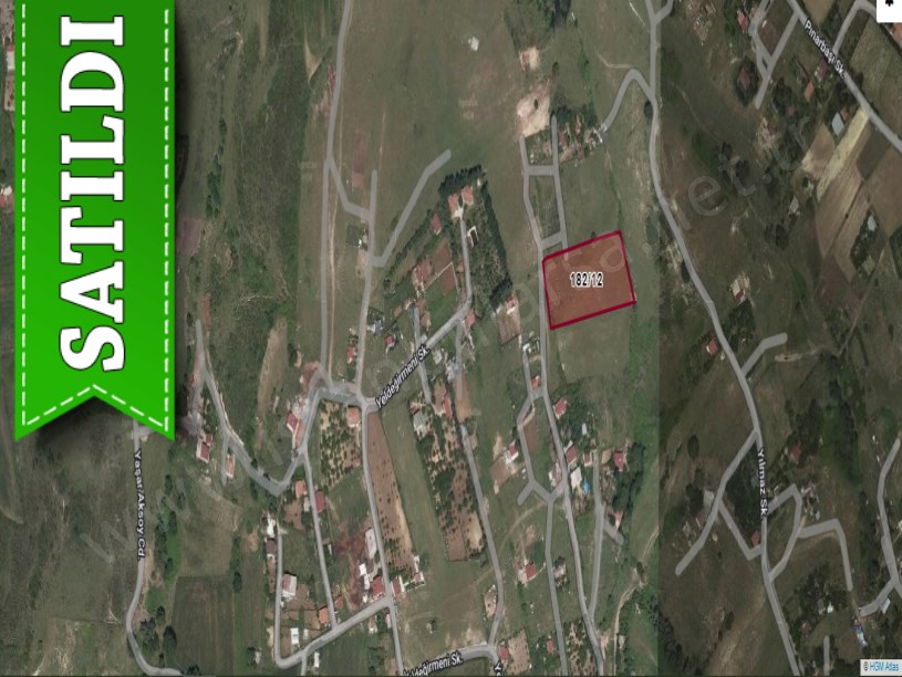 Arnavutköy Tayakadında Satılık Arsa , 173 m2 Merkezde Evlerin Yakını 