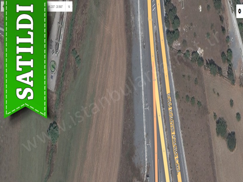 Arnavutköy Yassıörende Satılık Arsa , 633 m2 Müstakil Merkezde 