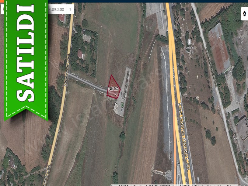 Arnavutköy Yassıörende Satılık Arsa , 633 m2 Müstakil Merkezde 