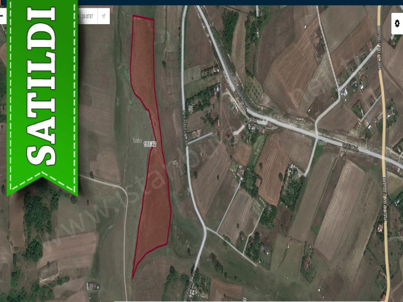 Arnavutköy Tayakadında Satılık Arsa , 500 M2 Merkezde Yolu Var 