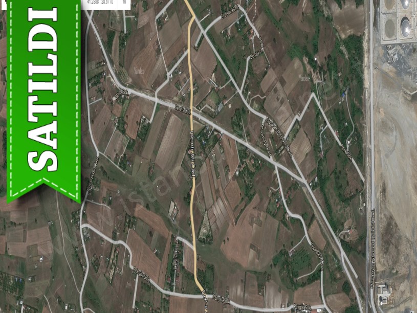 Arnavutköy Tayakadında Satılık Arsa , 500 M2 Merkezde Yolu Var 
